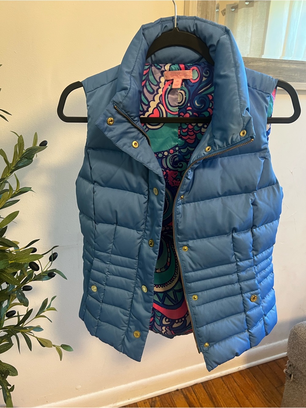 Lilly Pulitzer Sky Blue Quilted Puffer Vest with Colorful Printed Lining